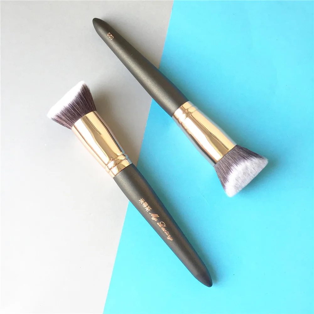 Кисть для основы My delivery PRO 3DHD Kabuki 023 Beauty мягкая щетина безупречная основа