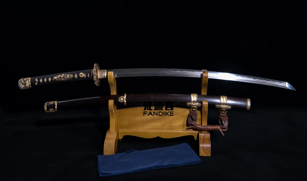 High quality Handmade Folded Steel under the Solid to Burn Blade Chinese Sword Retro style Katana Full Tang Very Sharp