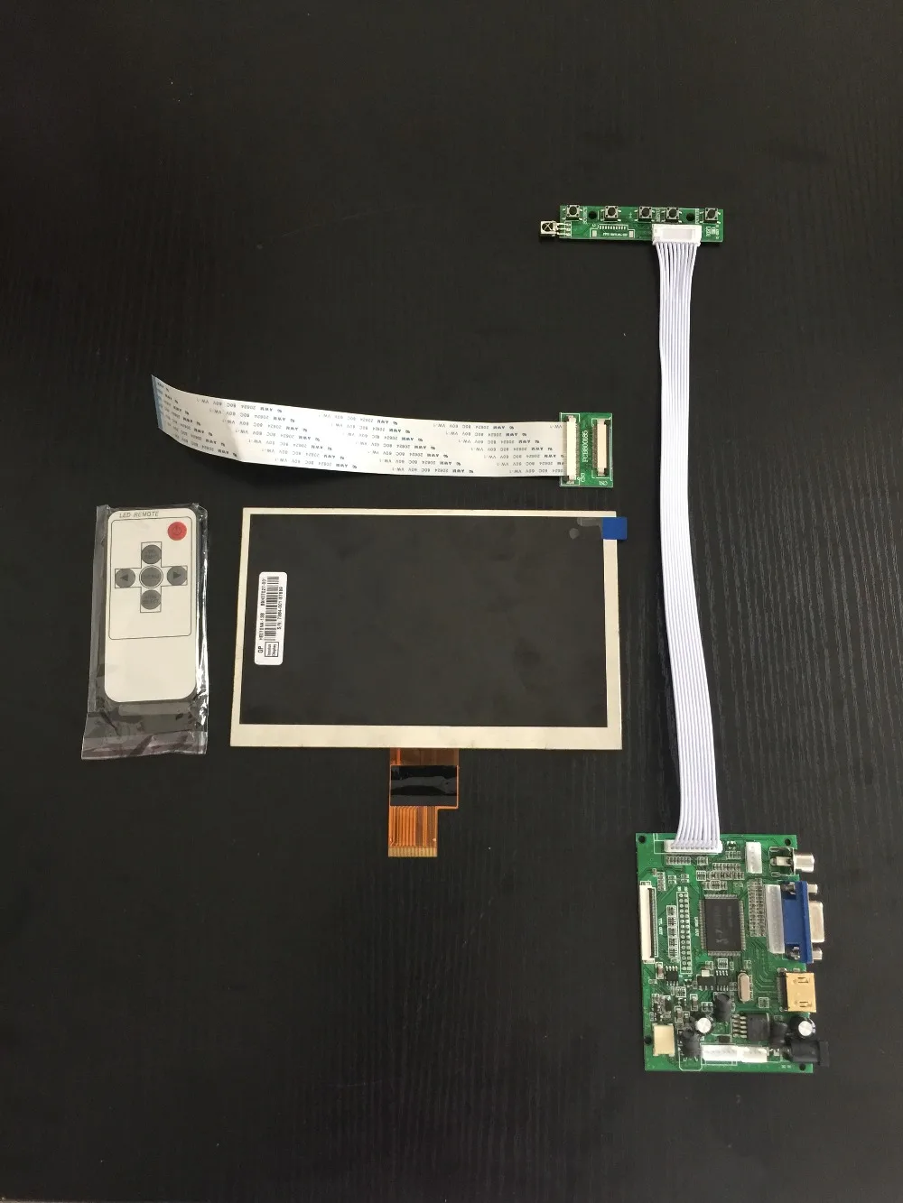 

7 inch Raspberry Pi LCD Display 1024*600 TFT Monitor Screen with Drive Board ( HDMI + VGA + 2AV ) for Raspberry Pi