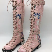 Sestito/красивые женские рыцарские сапоги с 3 полосками, боковой молнией, круглым носком и заклепками; женские повседневные сапоги до колена с вышитыми цветами