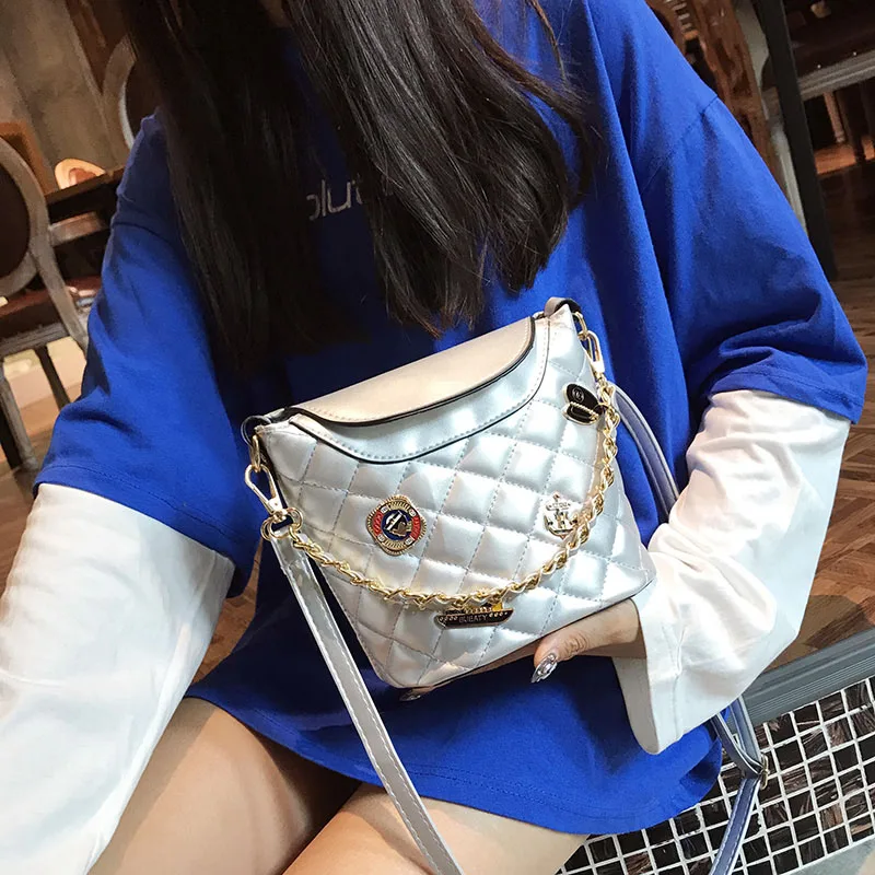 

2019 New Chain shoulder bag Fashion designer PU leather diagonal package Women's luxury shoulder diagonal package bags for women