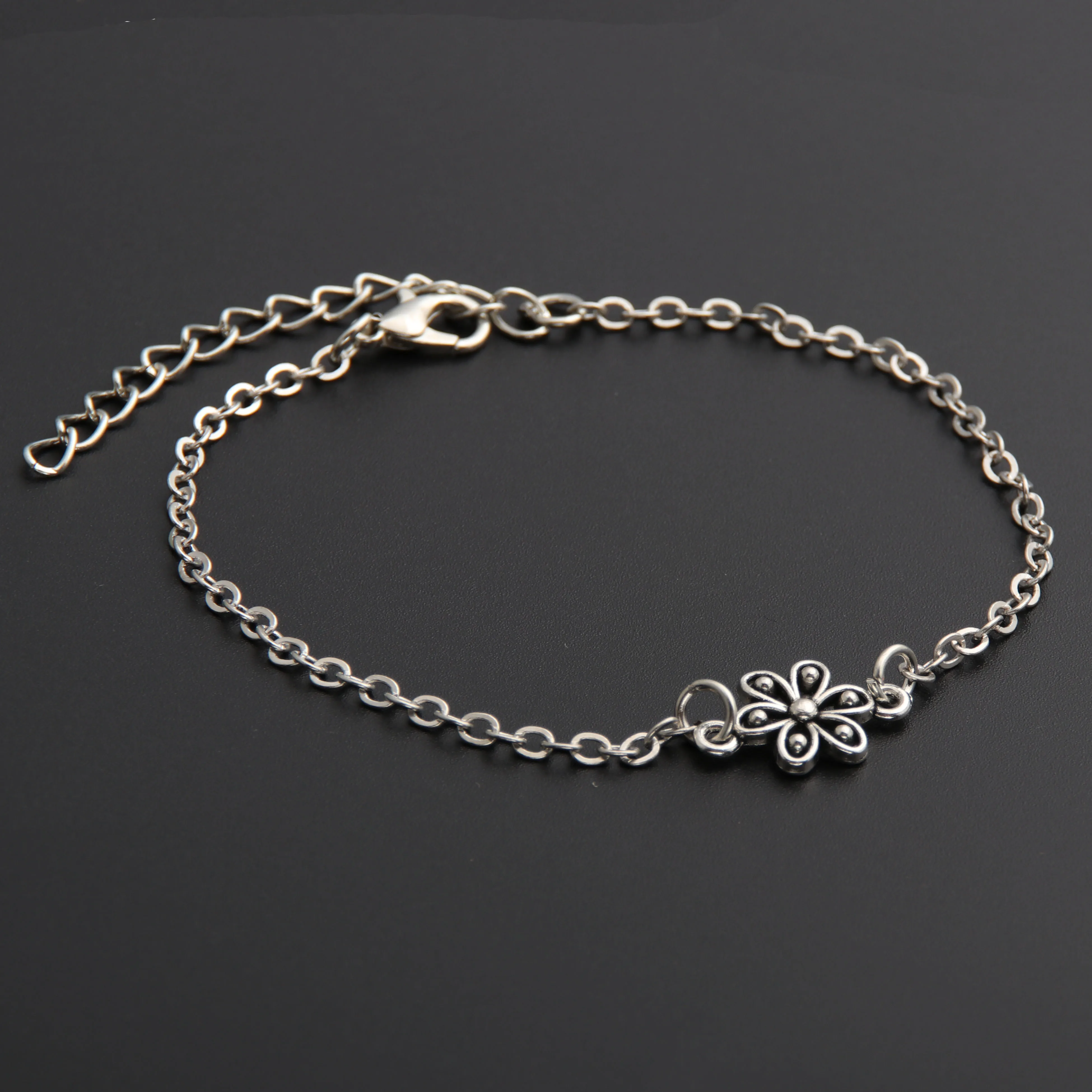 1pc Silver Flower Charm Bracelet For Women Girl Bracelet & Bangle