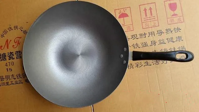 

32 Cm Cast Iron Flat Bottom Pan No Coating Wok Raw Iron Pot Pure Pig Iron Cooker Apply to Gas and Induction Cooker