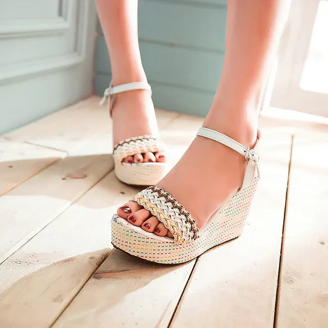 

2015 hot New fashion casual summer ladies wedges high heels pump sandals