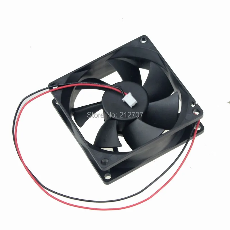 80x25mm 12v fan 8