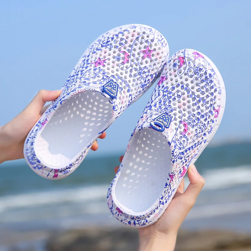 

Women Summer Beach Slipper Breathable Hollow Out Beach F Water Sandals Women Shoes Off White Sandalias De Verano para Mujer