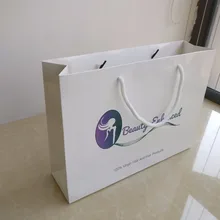 1000 шт./лот логотип бумажный пакет с принтом для ювелирных подарочной упаковке Сделано с толщиной 250 грамм Бумага доска