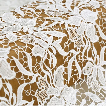 

120CM Wide 380G/M Flower Embroidery Polyester White Net Lace Fabric for Wedding Dress Clothes E384