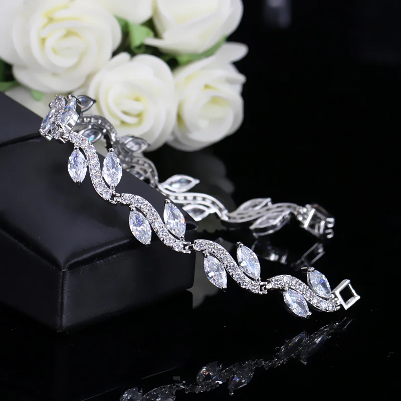 CWWZircons High Quality White Gold Color Women Cubic Zirconia Leaf Shaped Fashion Bridal Wedding Party Jewelry Bracelets CB099
