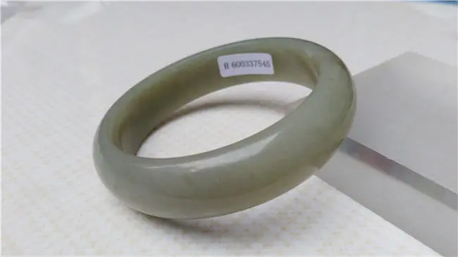 

NEW FINE TEXTURE IN 100% NATURAL CHINAS XINJIANG HETIAN JADE BRACELET 59.2MM a 5.19