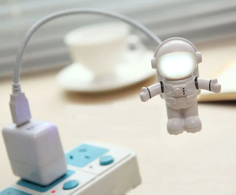 Забавный Астронавт USB гаджет космонавт USB светодиодный светильник регулируемый ночной Светильник гаджеты для компьютера PC лампа
