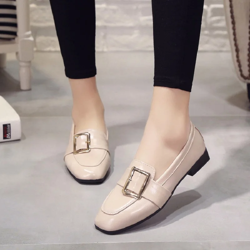 

2017 spring and autumn new simple personality retro square head with deep mouth shoes with the British women's shoes tide