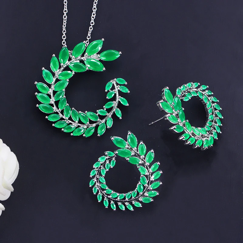 Emerald Jewelry Set