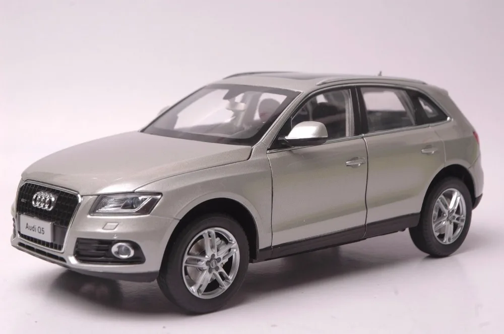 

1:18 Diecast Model for Audi Q5 2013 Silver SUV Alloy Toy Car Miniature Collection Gifts