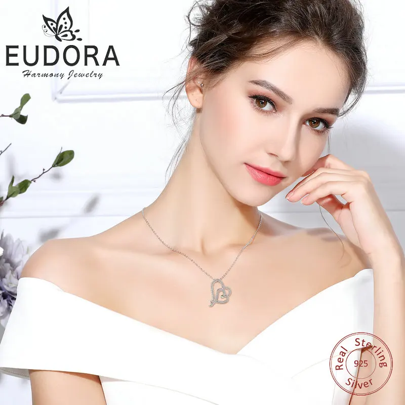 Ожерелье с кулоном Eudora из серебра 925 пробы прозрачным фианитом и двумя сердцами