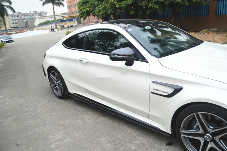 Боковые юбки W205 C63 AMG coupe // боковые из углеродного волокна для Benz C200 только двоих
