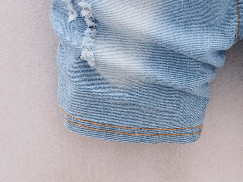 3164983747_1378813152