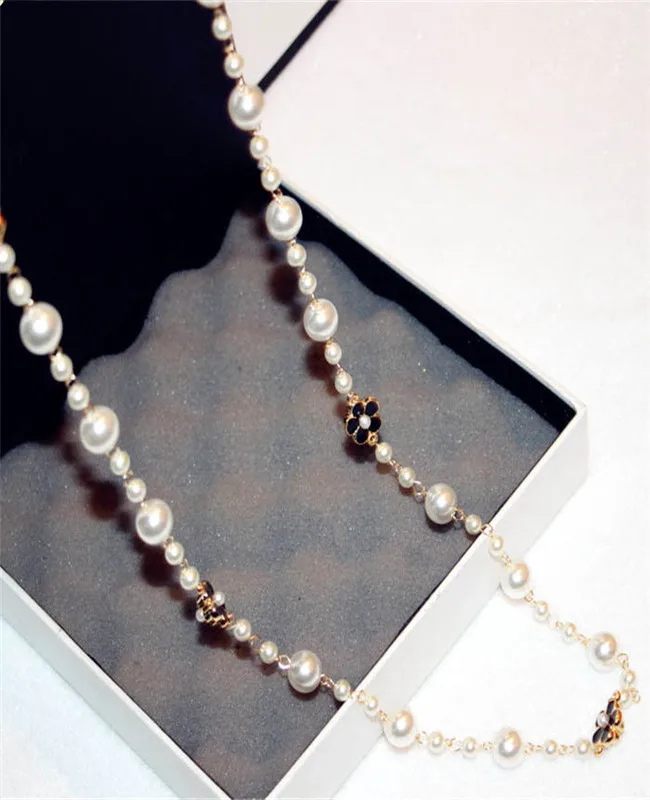 Detail02