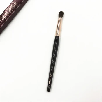 

CT Brand Eye Blender Makeup Brush High Quality Soft Squirrel Hair Eyeshadow Blending Make up Brush with Gift Box