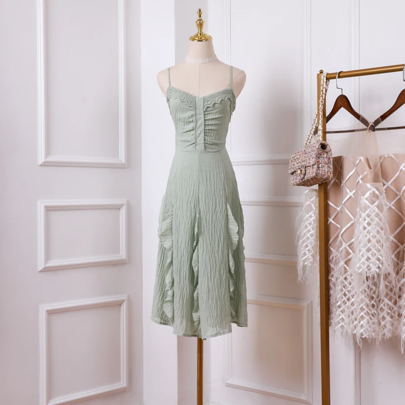 

New 2019 beautiful and delicate Lotus Leaf Hanging Dress Slim and Slim V neck Vacation Elegant Mid long Summer