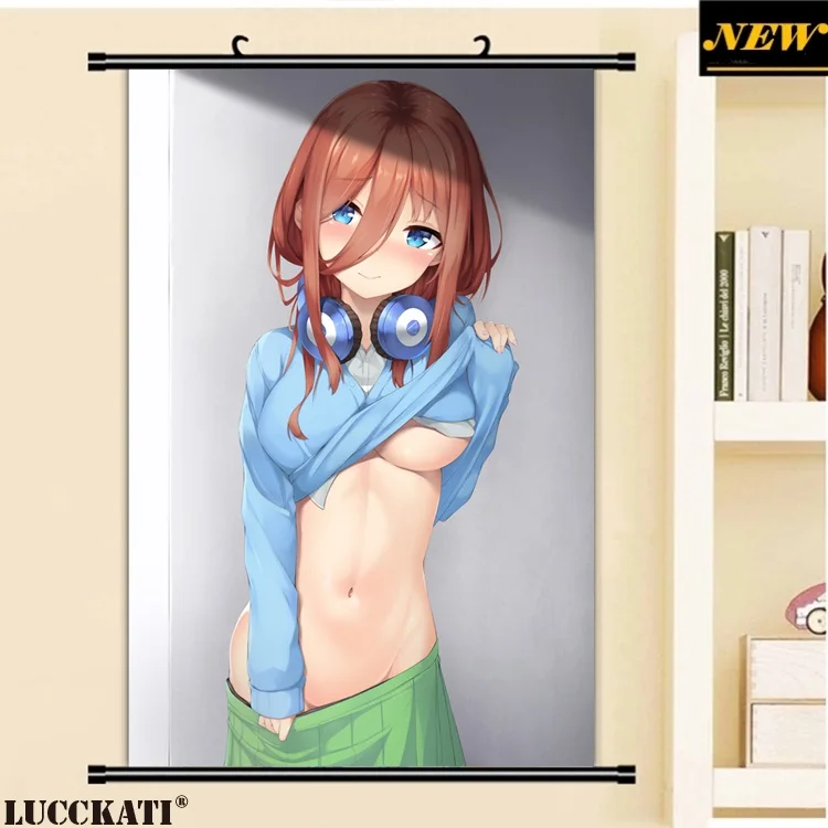 6 5-toubun_no_hanayome headphones nakano_miku no_bra nopan seifuku shirt_lift sweater tatsumiya_kagari underboob undressing_副本