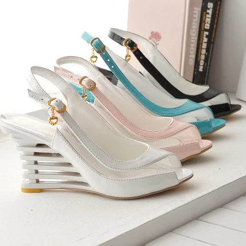 

Slope Sandals Back Mouth Sandals