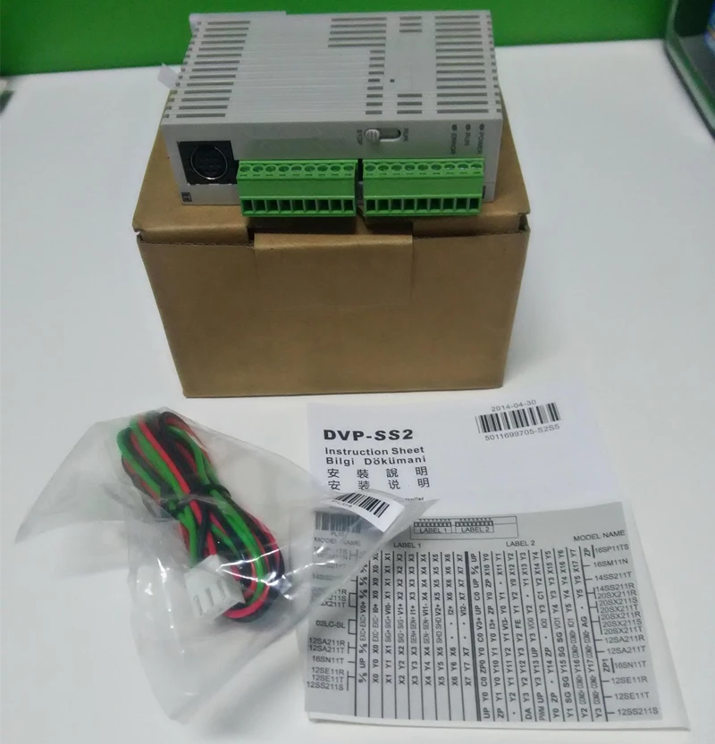DVP14SS211R DVP14SS211T DVP12SS211S SS2 серии Стандартный ПЛК 24VDC в коробке