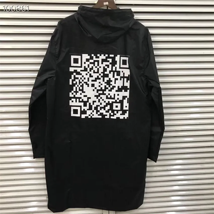 Куртки от Vetements мужские и женские водонепроницаемые ветровки QR код Vete мужские ts плащи свободные DHL антивоенные куртки от Vetements