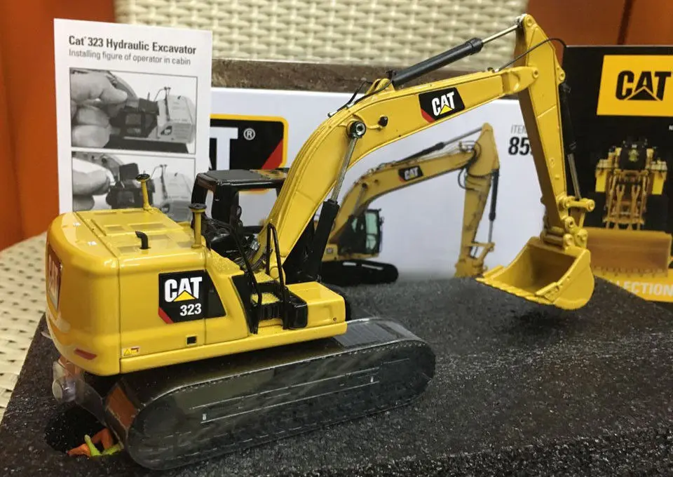 DM 1:50 Caterpillar Cat 323 гидравлический экскаватор инженерных машин литья под давлением игрушка модель 85571 для коллекции, украшения