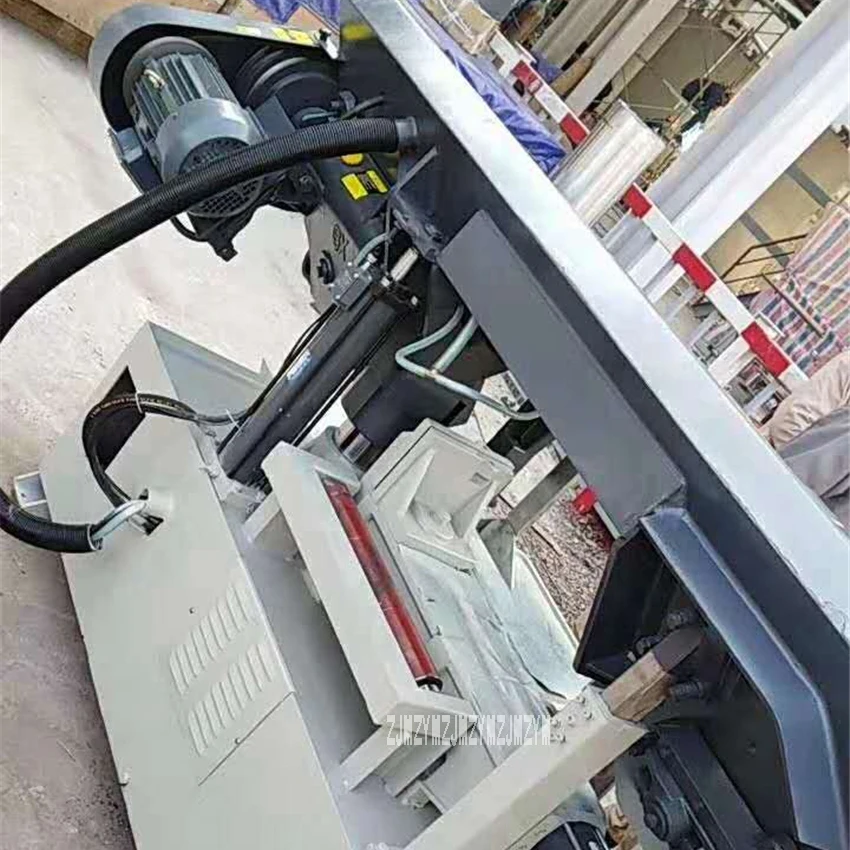 GB4230 Semi-automatic Metal Band Sawing Machine High-quality Single-Column Horizontal Band Sawing Machine 380V 3KW (450*320mm) GB4230 Semi-automatic Metal Band Sawing Machine High-quality Single-Column Horizontal Band Sawing Machine 380V 3KW (450*320mm)