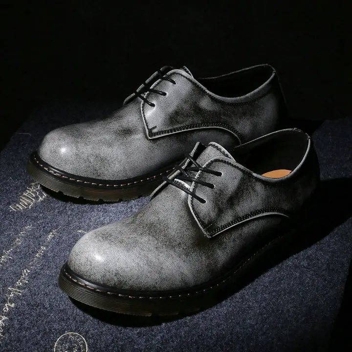 New Arrival Classic Men Dress shoes Leather Italian Formal Oxford shoes flats shoes Man low Casual Patent leather shoes A239