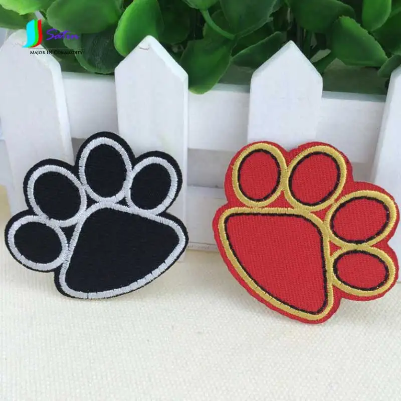 

Free Shipping Cute Black/red Footprint Embroidered Patch Iron On Festival Applique Embroidery Accessory S0611H 5.5*4.5cm