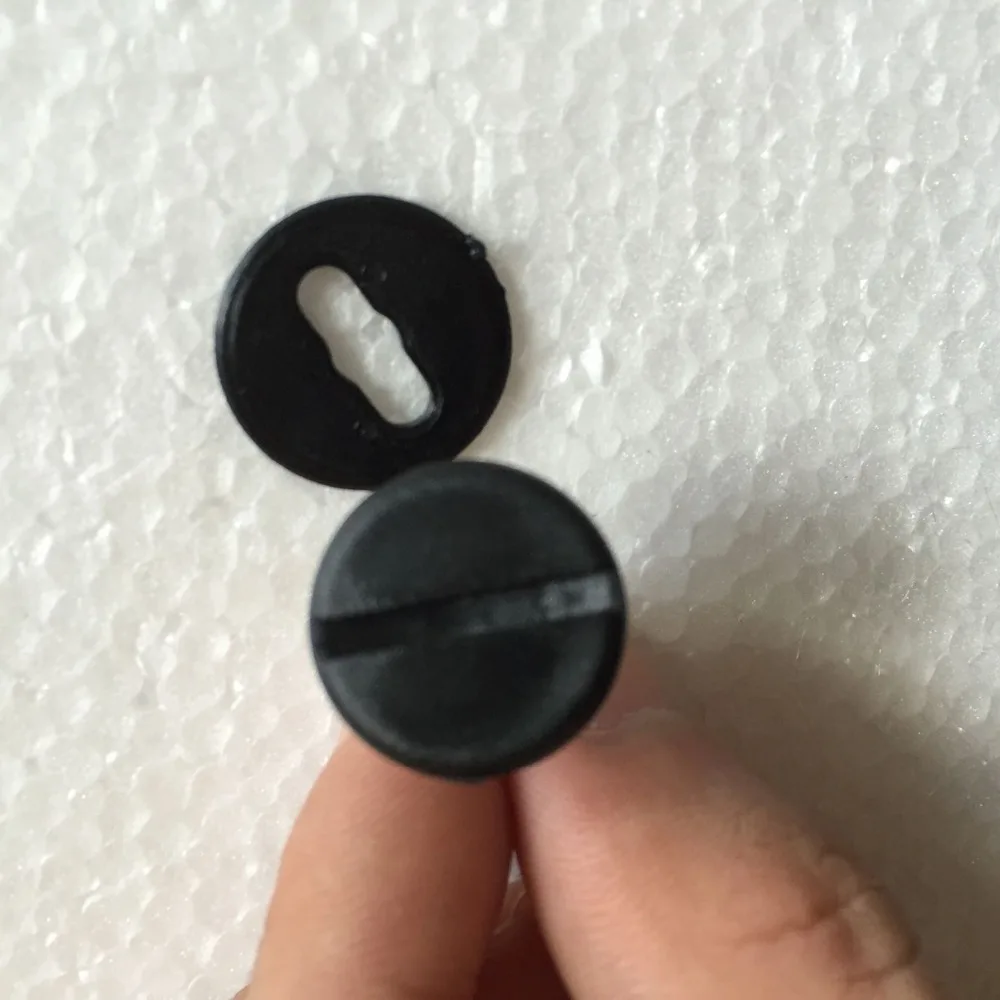 10 pcs Floor Carpet Mat Clips For E36 E46 E38 E39 Series Twist Lock