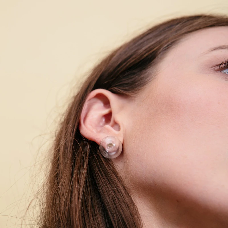 

2018 New Artsy Simple Style Glass ORB Ball Stud Earrings For Women Bijoux Fashion Earrings Girls