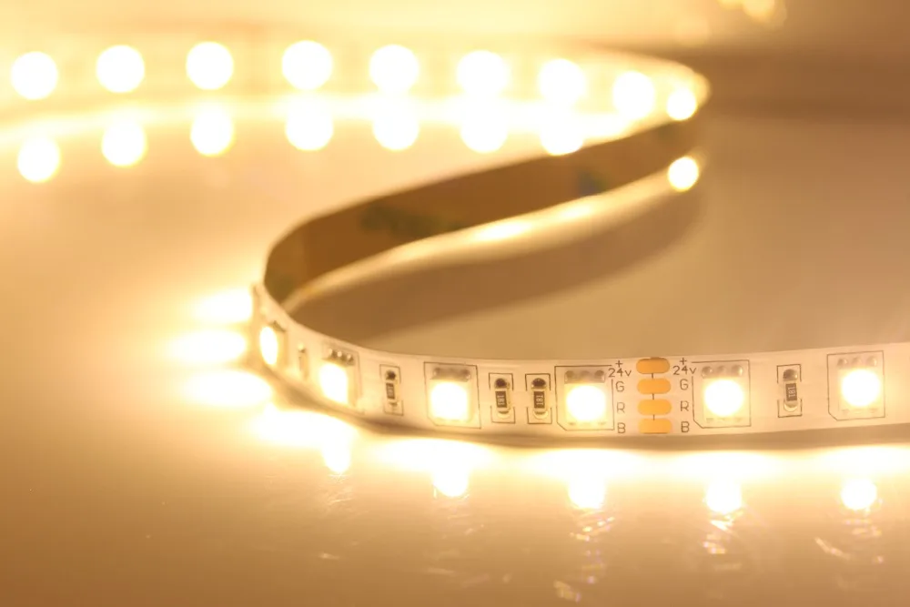 Гибсветильник Светодиодная лента RGB 5050 SMD 24 В постоянного тока 60 светодиодный
