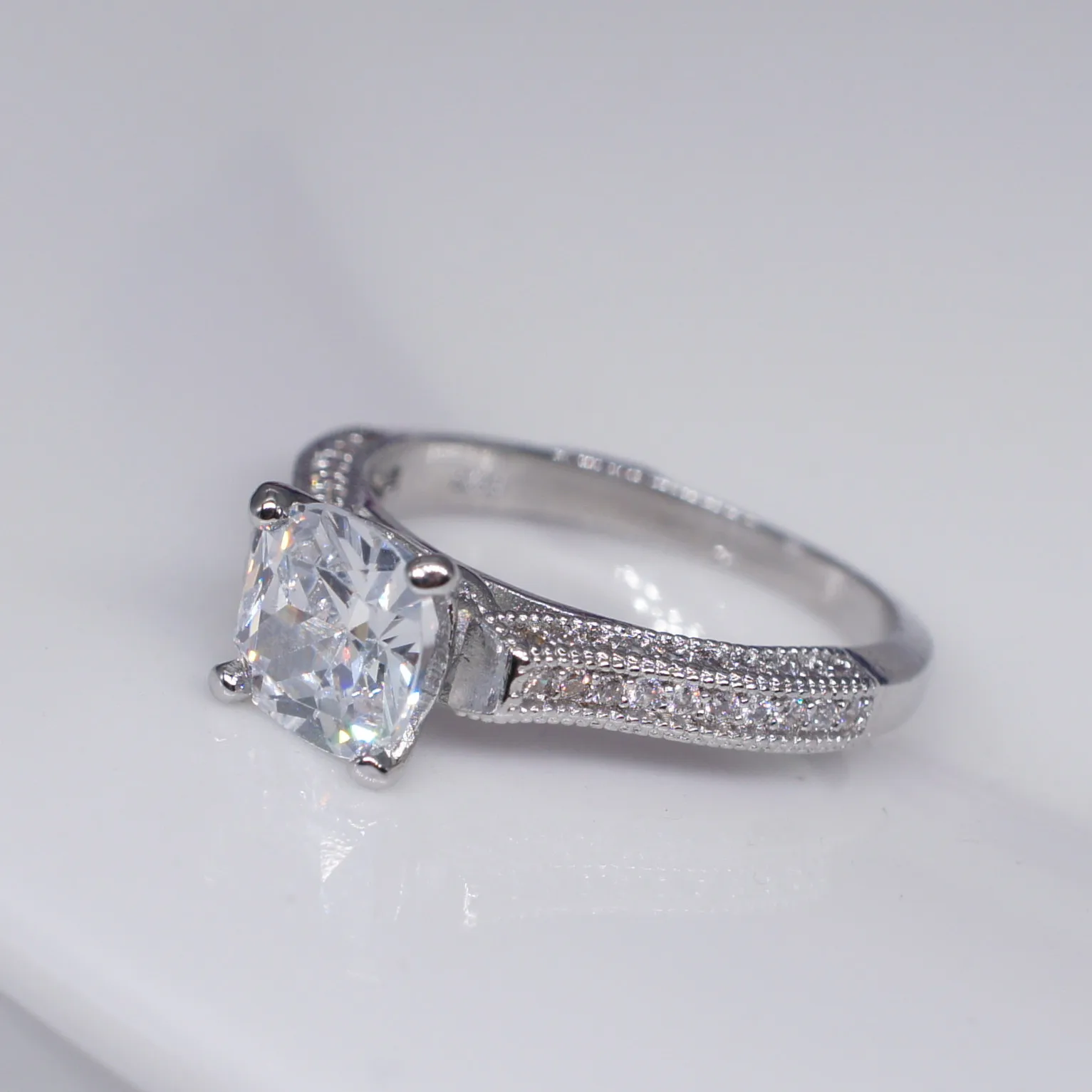 Женское кольцо с цирконием Bague Etoile Трендовое Золотое 925 цветов AAA для свадьбы и