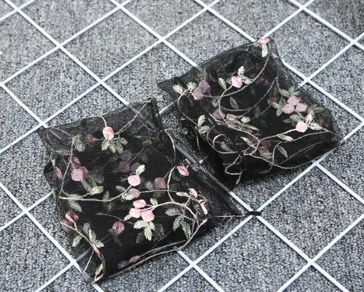 1 Pair Summer Transparent Mesh Bright Sexy Fishnet Long Sockings Loose Fashion Flower Printed Funny Women's Glass Socks