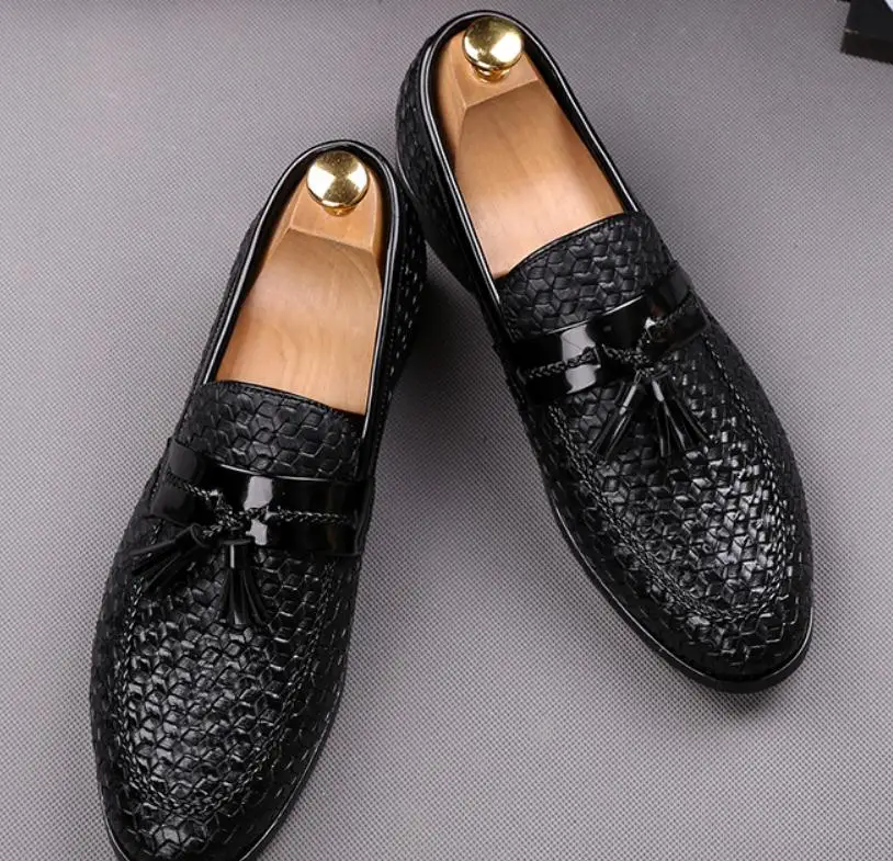 

Free send 2018 spring and autumn new style pointed end Low-heel Korean men's shoes