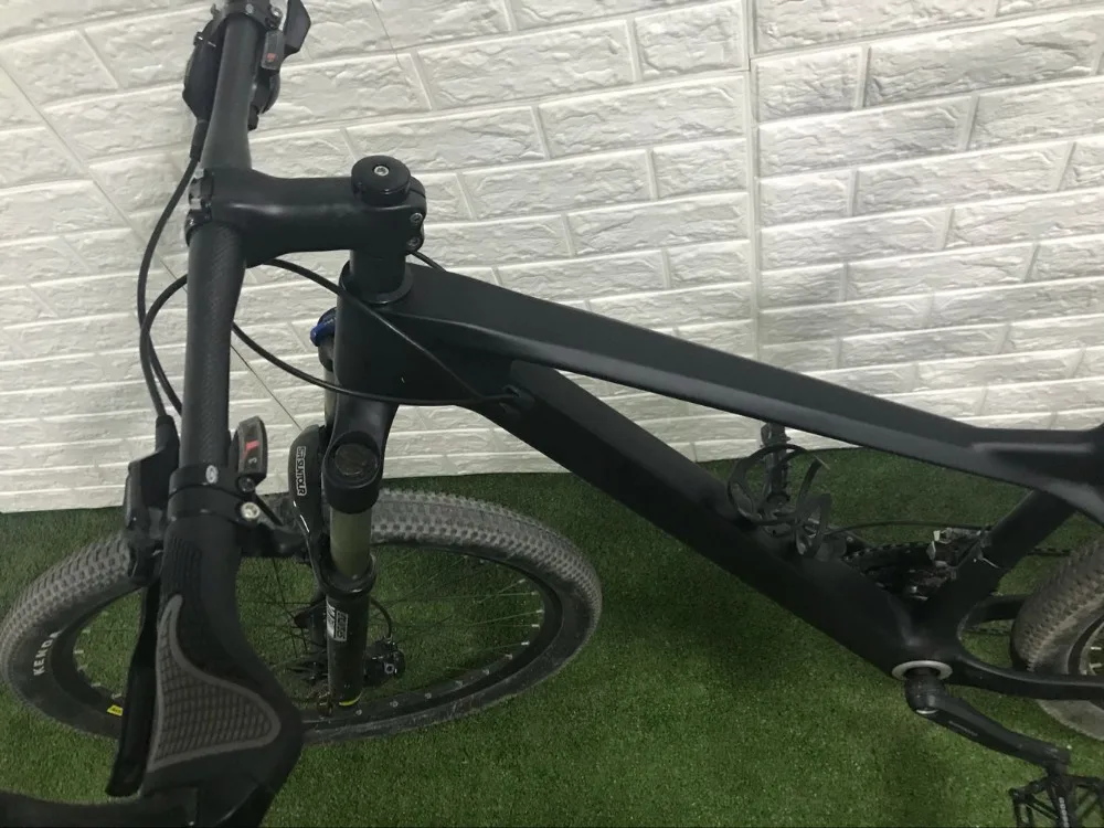 Горный велосипед Carbon Bike BB30 BSA 33 скорости размер 151719 дюйма Центральная рама