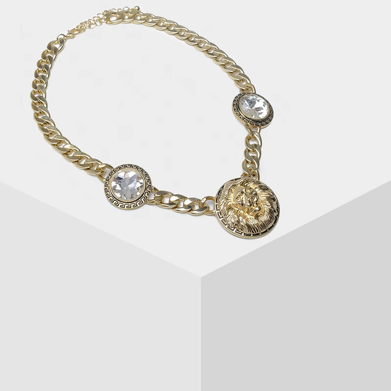 

Amorita boutique Vintage and stylish lion design necklace
