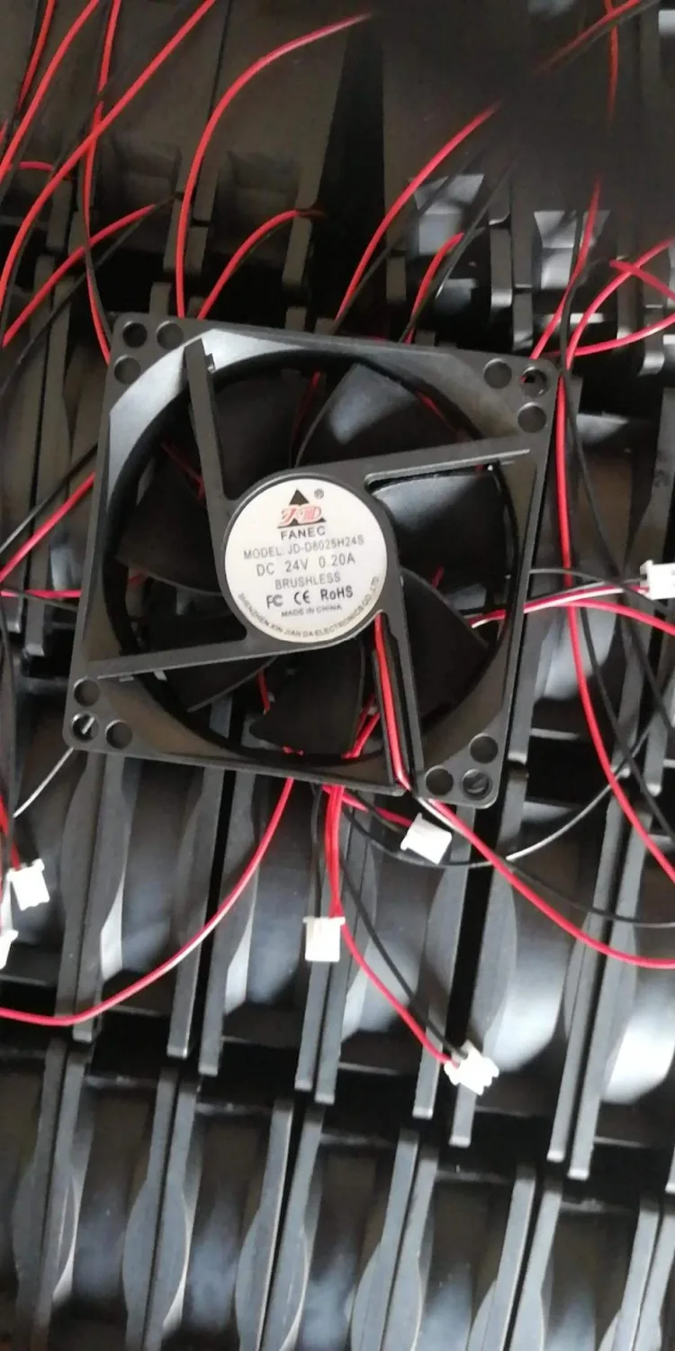 

JD-D8025H24S 24V 0.2A 80X80X25MM 8CM