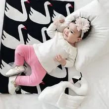 Осенние теплые леггинсы для девочек Брюки для девочек одноцветное Цвет хлопок эластичный пояс Мотобрюки для Обувь для девочек мягкие новорожденных Повседневные штаны для мужчин Леггинсы для женщин