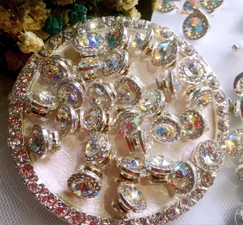 

NEW Rotational 3D Nail Art Studs YL1-17 17 Styles SPINNER CHARMS AB/CRYSTA SPINNING NAIL ART GEM STONE CLUSTERS - PACK OF 1 pc