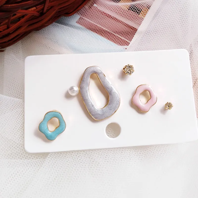

Unique fashion ladies earrings personality geometry stud earrings small colorful earrings wholesale fashionable exquisite gifts