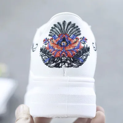 

Women Casual Shoes Summer Spring Women Shoes Fashion Embroidered Breathable Hollow Lace-Up Women Sneakers