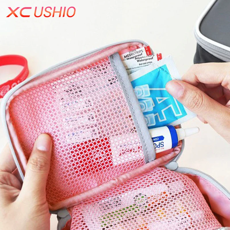 Mini Outdoor First Aid Kit Bag Travel Portable Medicine Package Emergency Kit Bags Medicine Storage Bag Small Organizer