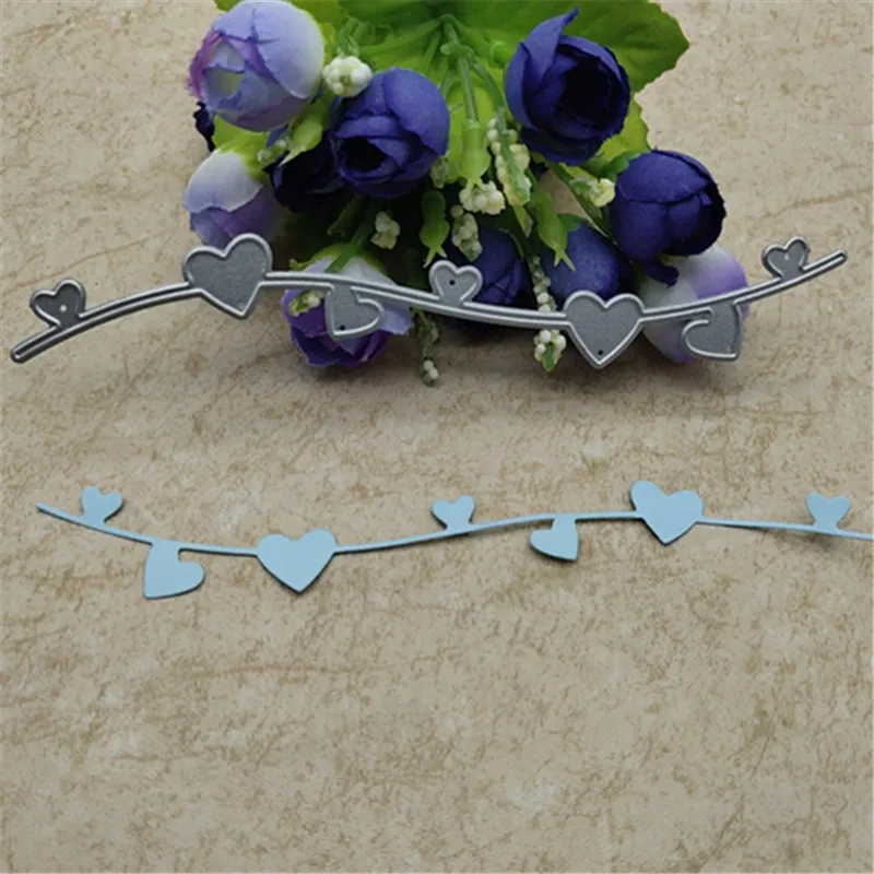 

LOVE Lace Flower Edge Border Metal Cutting Dies Stencils For Card Making Decorative Embossing Suit Paper Cards Stamp DIY