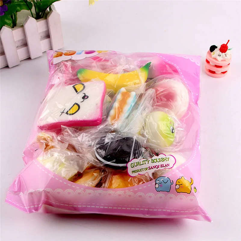 10 pièces moyen Mini pain spongieux doux mignon paquet spongieux jouets clé lingettes montantes jouets anti-stress A1