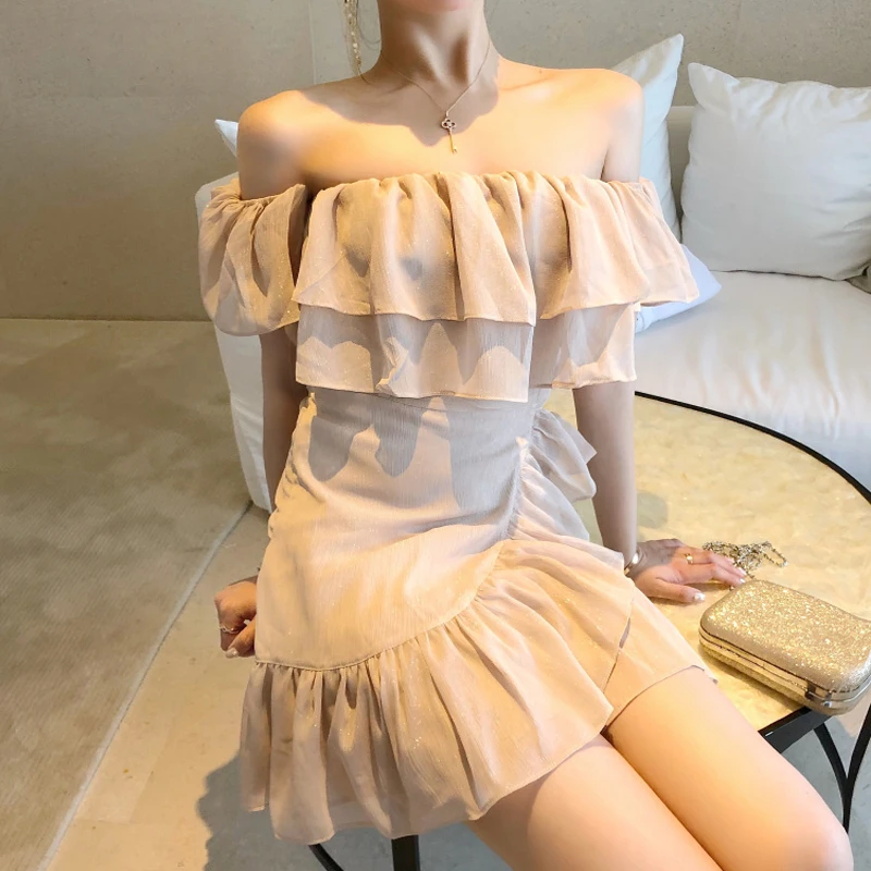 

2018 Summer Korean Version of The Temperament Small Fragrance and Beauty Partying Dress A Short Dress on The Shoulder