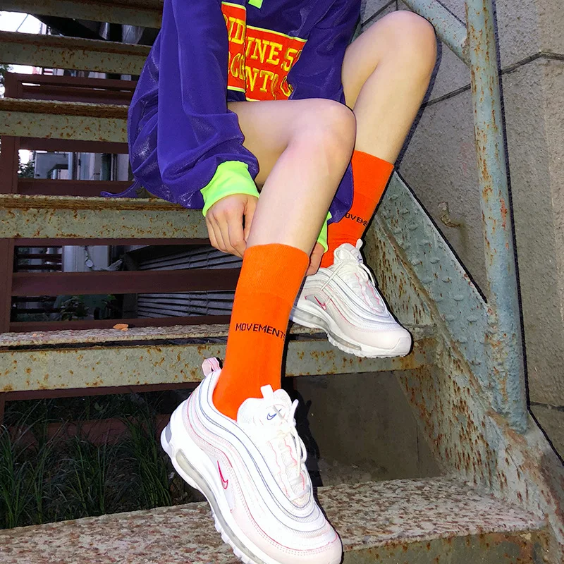 Новинка; уличная одежда из хлопка; модные однотонные женские носки в стиле хип-хоп; длинные носки в стиле Харадзюку для скейтборда и колледжа; Прямая поставка